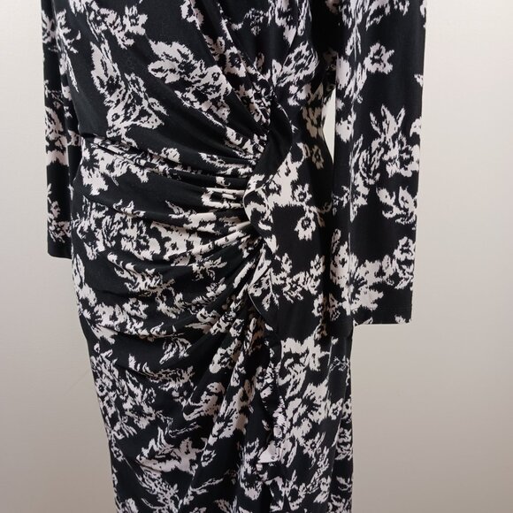 Chaps, Black & White Print Dress, Size XL, Flattering Ruching Detail, Stretch - Picture 5 of 12